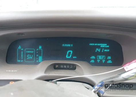 1997 Lincoln Town Car Signature из США, поврежденный, VIN 1LNLM82W6VY647279